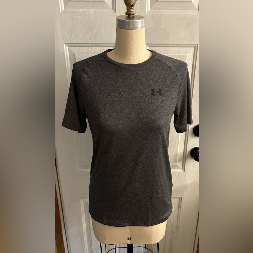 Under Armour men’s tee shirt
